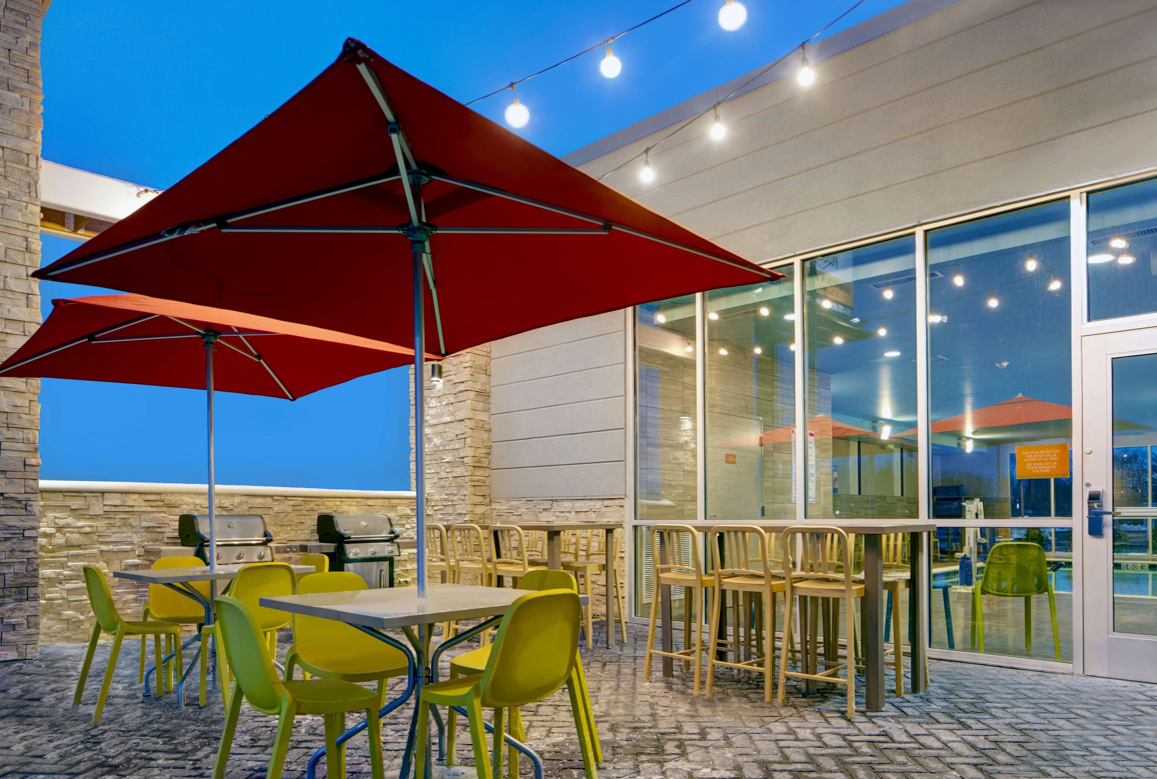 Home2 Suites By Hilton Richmond Exterior foto